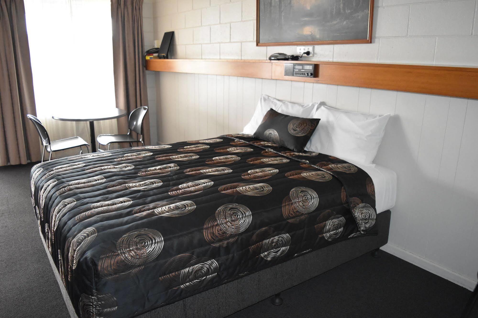 Black Diamond Motel Blackwater Kültér fotó